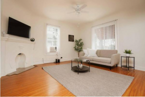 Comfortable 5BR Home near USC, DTLA and Ktown